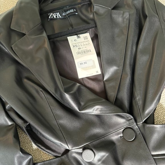 NWT ZARA FAUX LEATHER CUT-OUT BLAZER DRESS - BLACK Size XS - Picture 3 of 5
